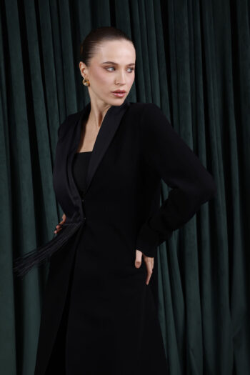 Vogue Black